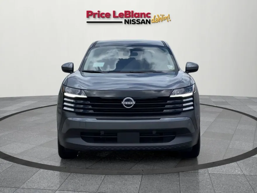 2025 Nissan Kicks SV photo 1