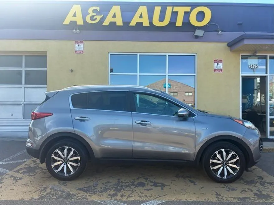 2017 Kia Sportage EX photo 1