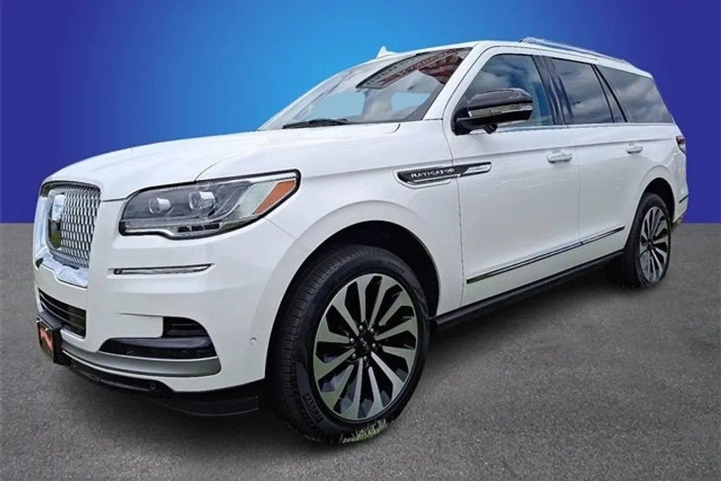 2024 Lincoln Navigator Reserve photo 1