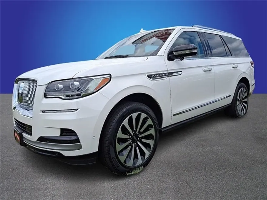 2024 Lincoln Navigator Reserve photo 1