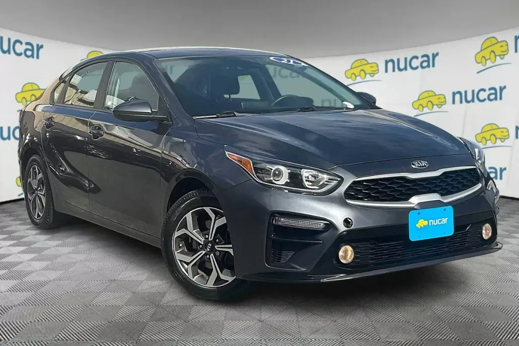 2021 Kia Forte LXS photo 1