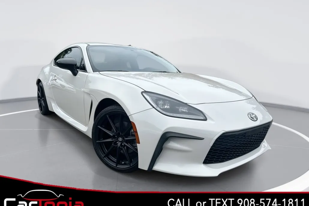 2023 Toyota GR86 Premium photo 1