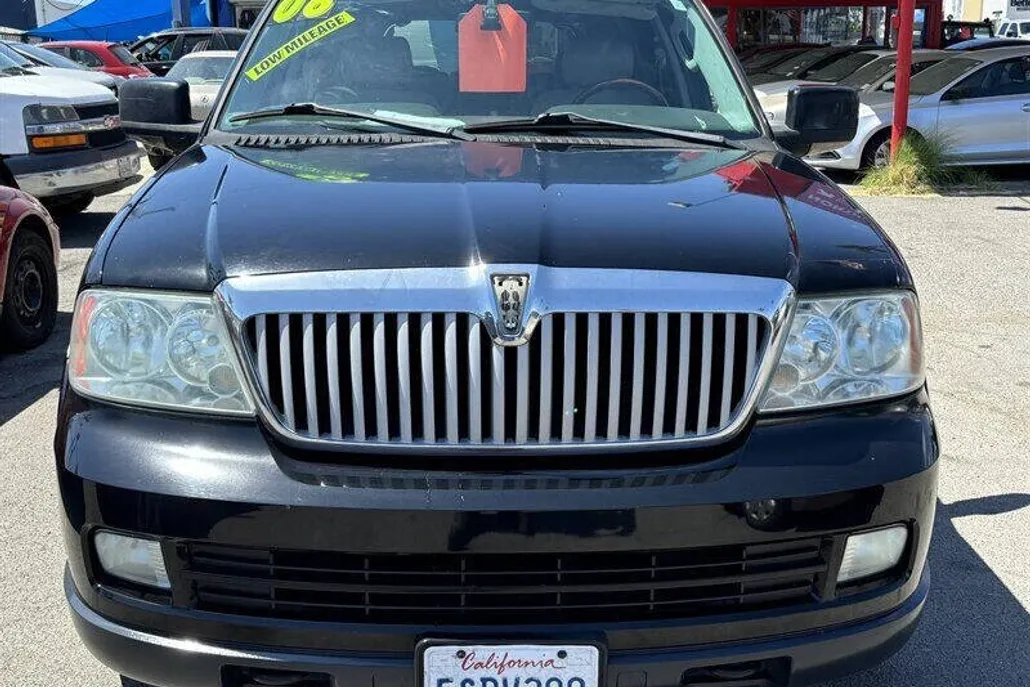 2006 Lincoln Navigator Ultimate photo 1