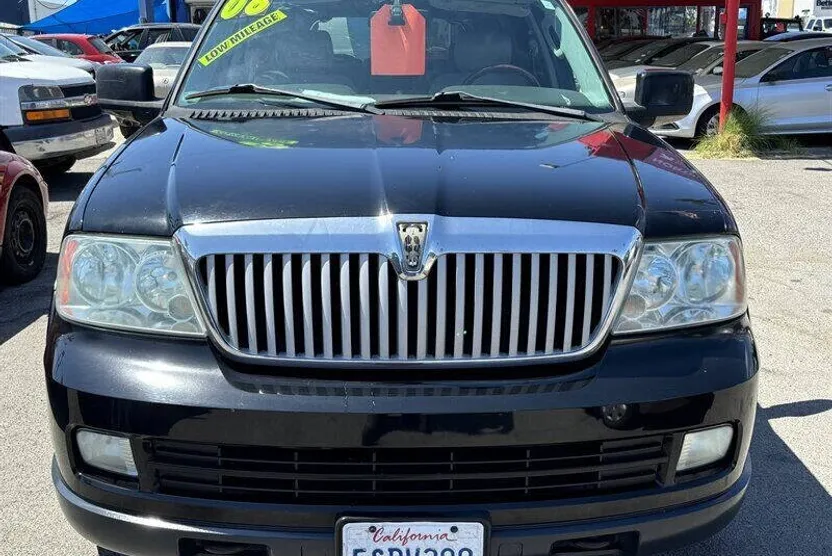 2006 Lincoln Navigator Ultimate photo 1