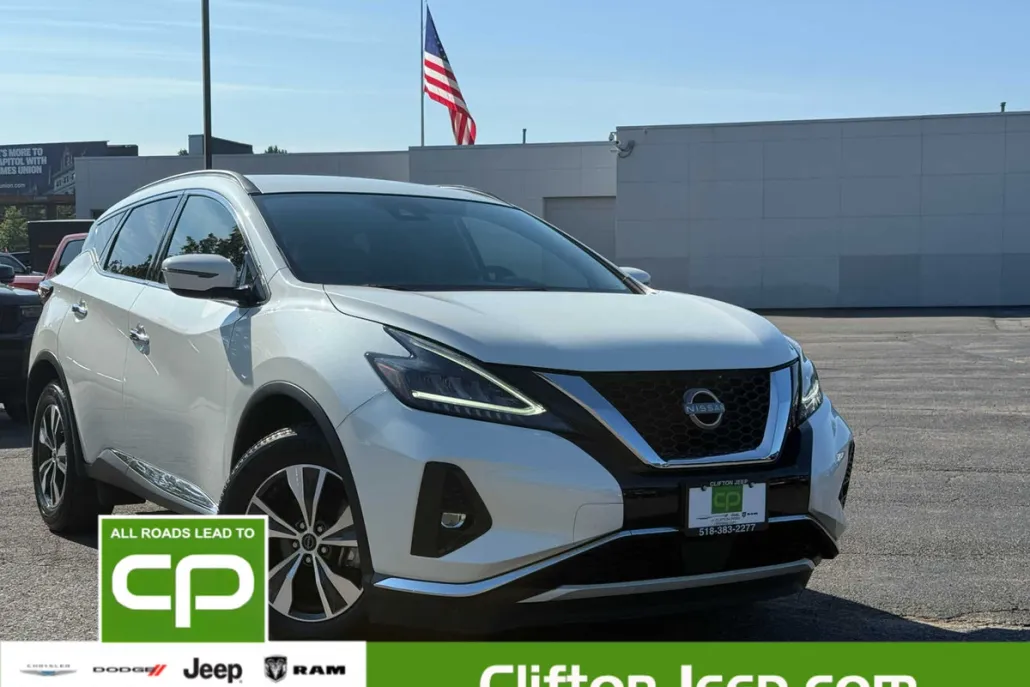 2023 Nissan Murano SV photo 1