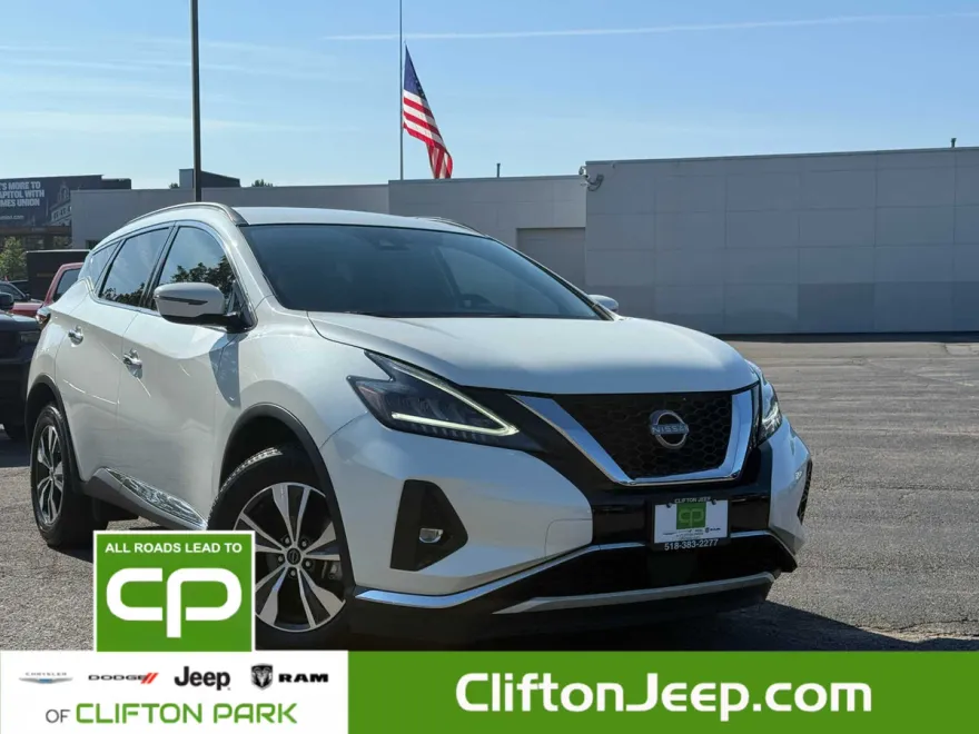 2023 Nissan Murano SV photo 1