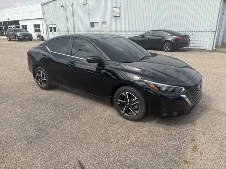 2024 Nissan Sentra SV photo 1