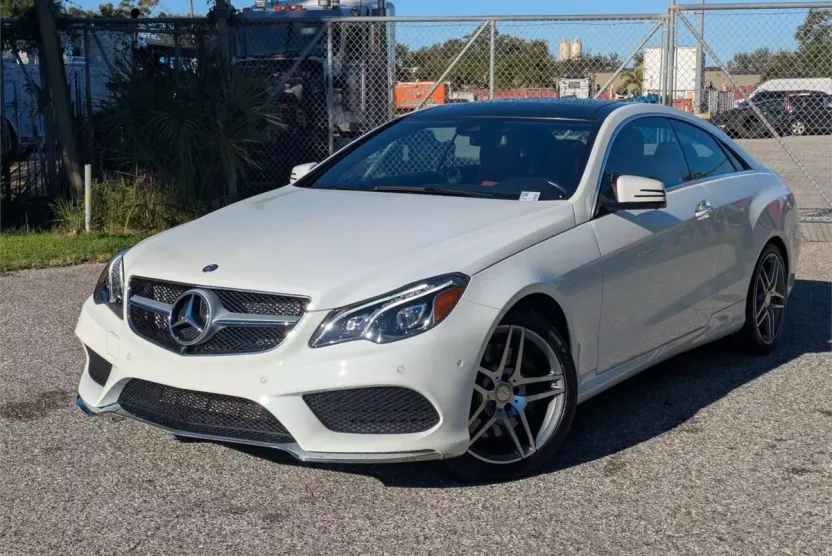 2015 Mercedes Benz E 550 Coupe photo 1