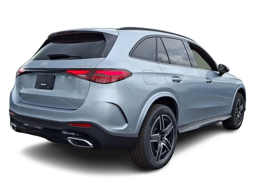 2026 Mercedes Benz GLC 300 4MATIC photo 1