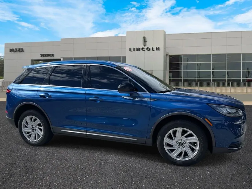 2020 Lincoln Corsair Standard photo 1