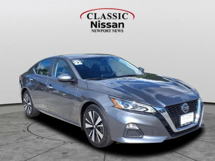 2022 Nissan Altima 2.5 SV photo 1