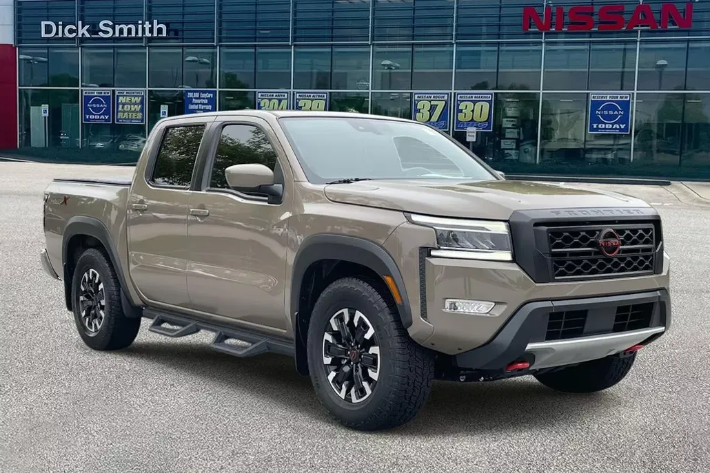 2024 Nissan Frontier PRO-X photo 1