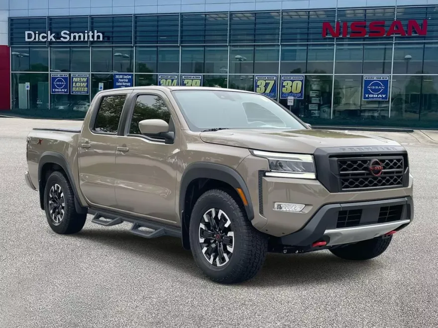 2024 Nissan Frontier PRO-X photo 1