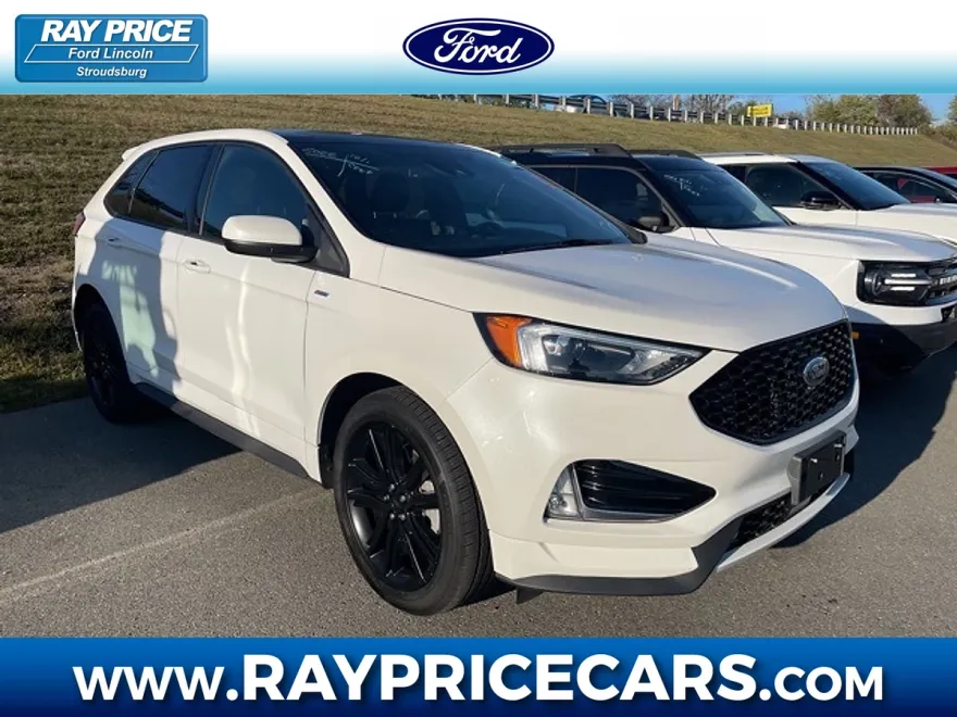 2022 Ford Edge ST-Line photo 1