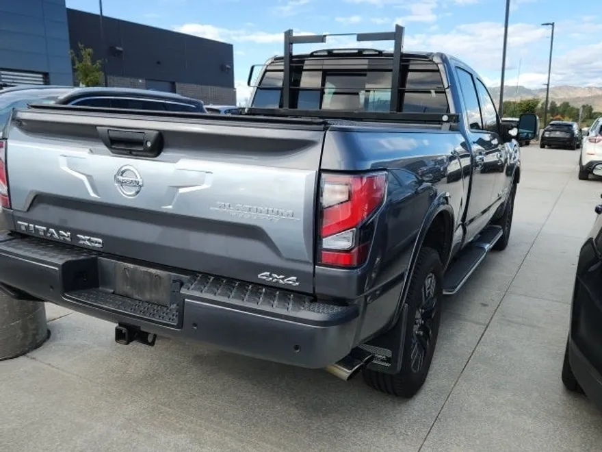 2021 Nissan Titan Platinum Reserve photo 1