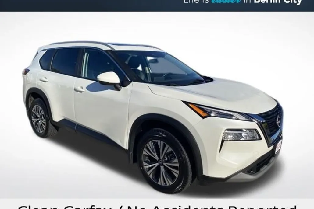 2023 Nissan Rogue SV photo 1