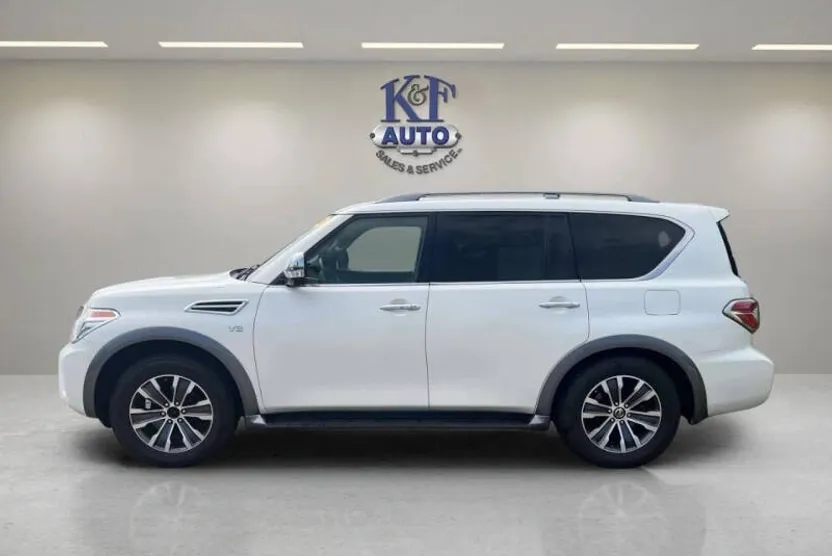 2019 Nissan Armada SL photo 1