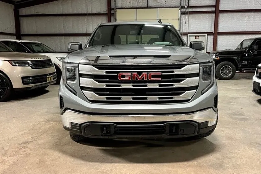 2025 Gmc Sierra 1500 SLE photo 1