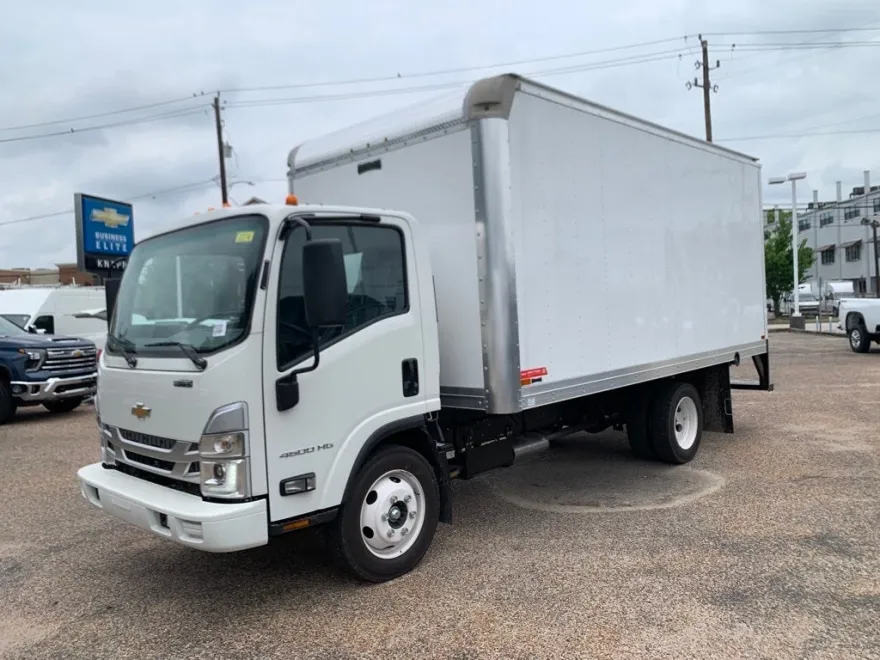 2024 Chevrolet Silverado 4500HD Base photo 1
