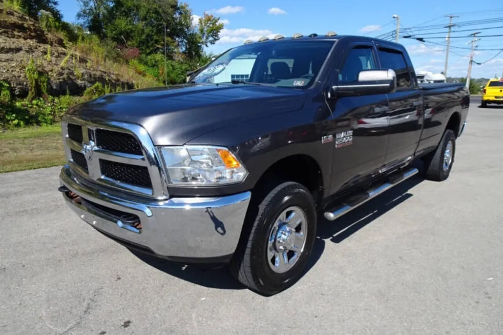 2017 Ram 2500 Tradesman photo 1