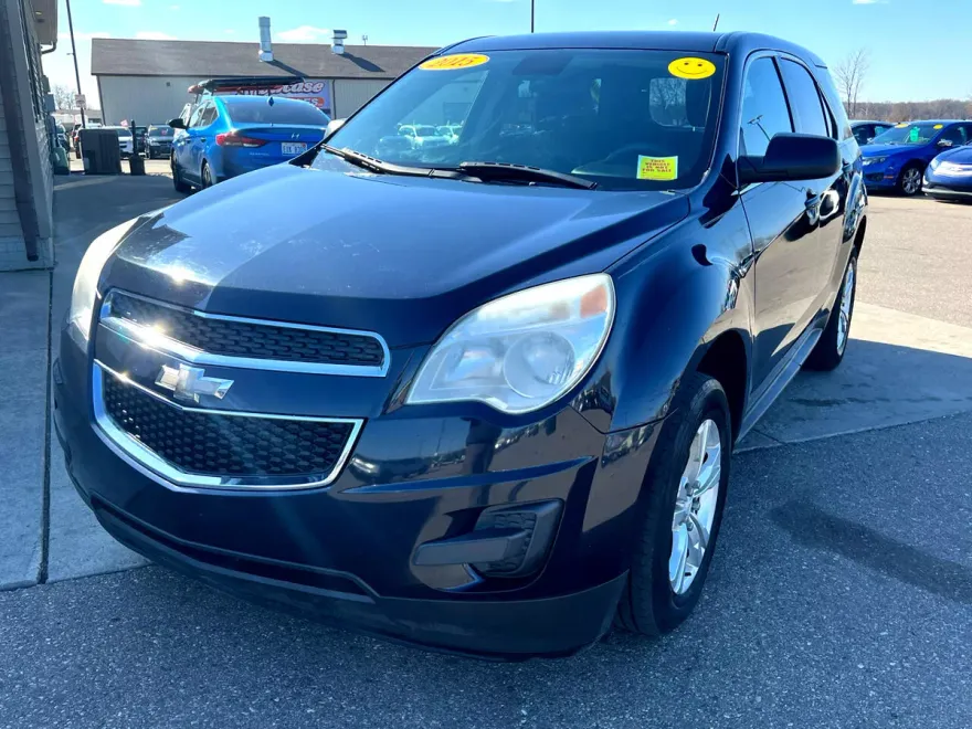 2015 Chevrolet Equinox LS photo 1
