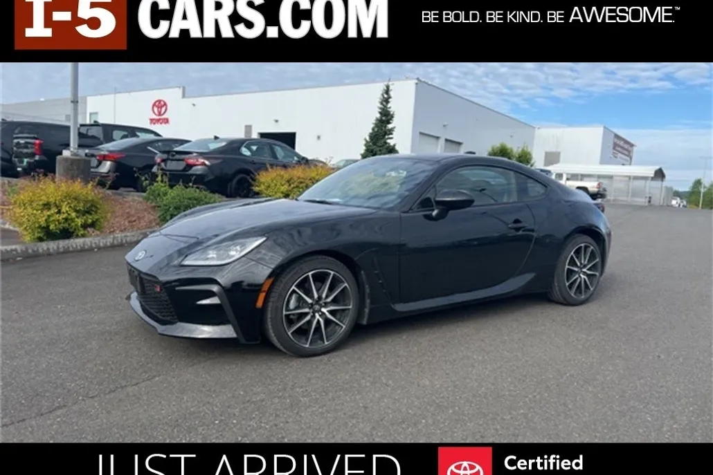 2024 Toyota GR86 Base photo 1