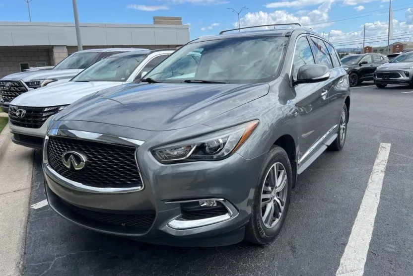 2019 Infiniti QX60 Pure photo 1