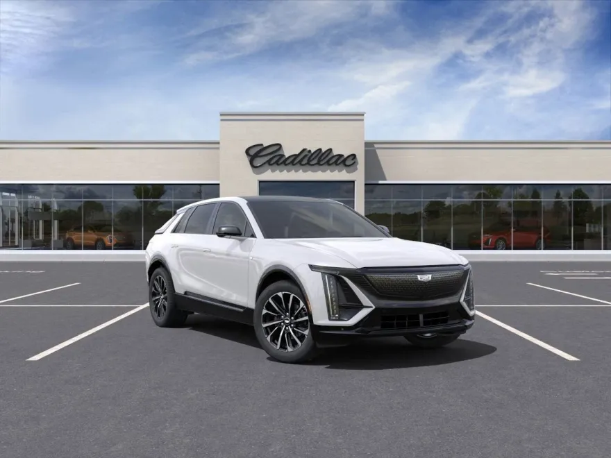 2025 Cadillac Lyriq Sport photo 1