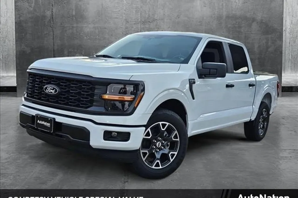 2025 Ford F-150 STX photo 1