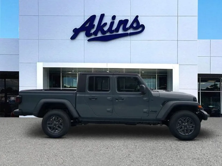 2025 Jeep Gladiator Sport S photo 1