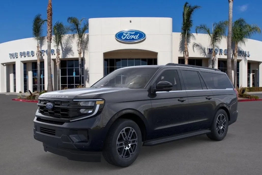 2025 Ford Expedition MAX photo 1