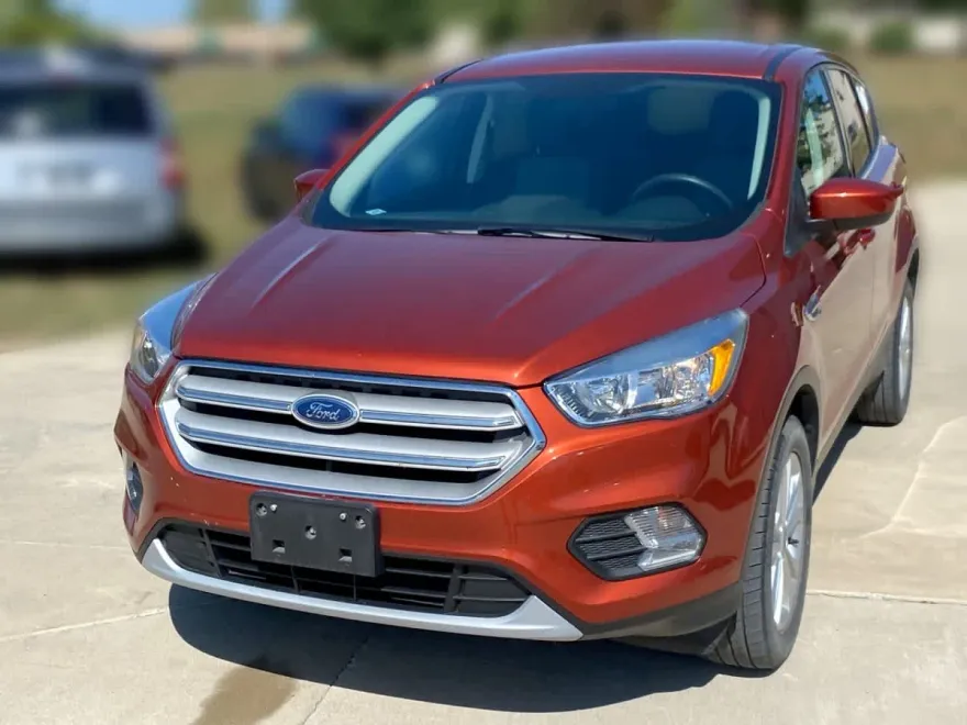 2019 Ford Escape SE photo 1