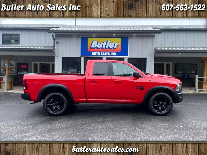 2022 Ram 1500 SLT photo 1