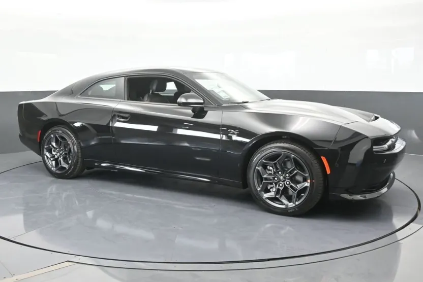 2025 Dodge Charger R/T photo 1