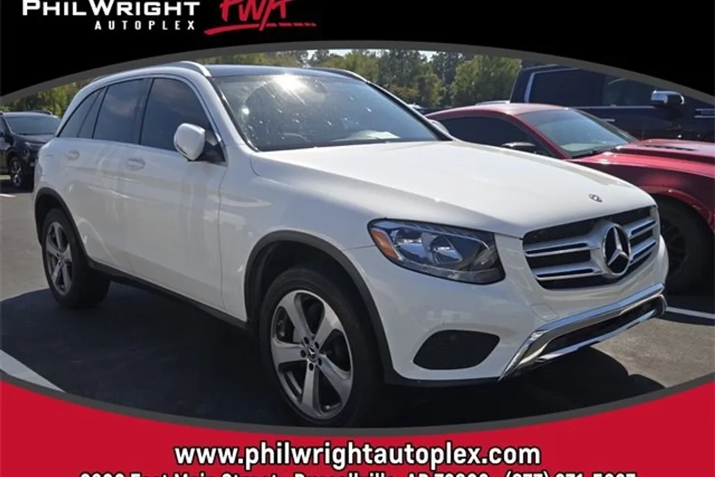 2019 Mercedes Benz GLC 300 photo 1