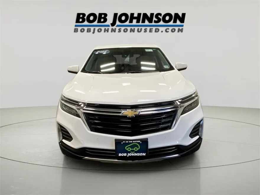 2024 Chevrolet Equinox LT photo 1