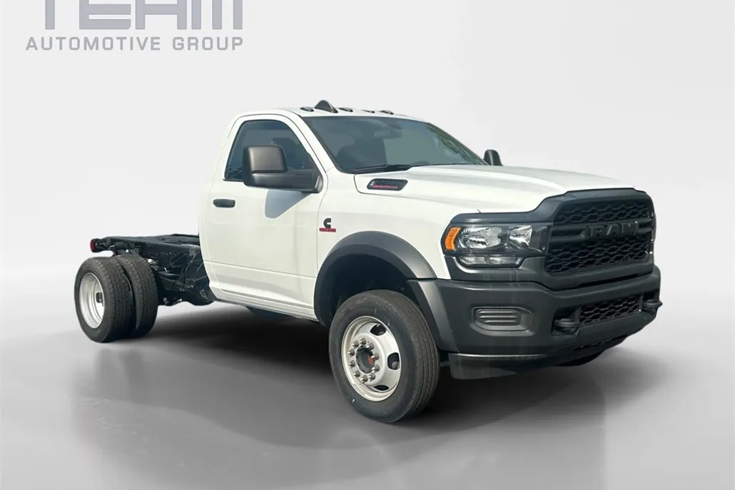 2024 Ram 5500 Tradesman photo 1