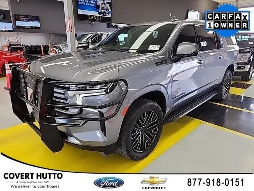2021 Chevrolet Suburban High Country photo 1