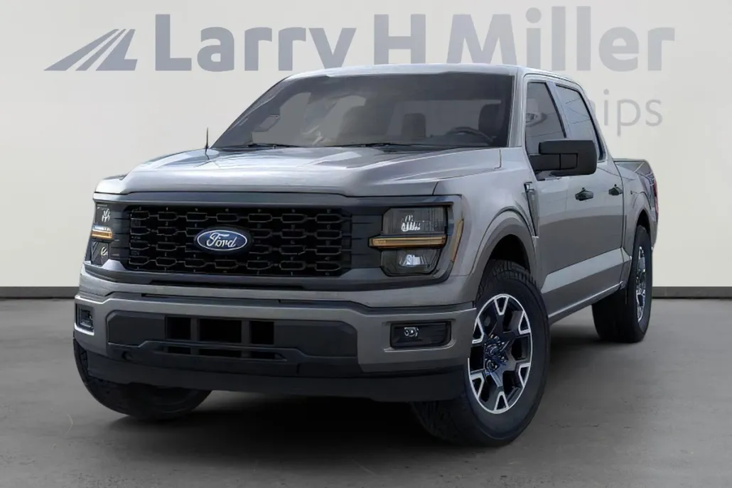 2025 Ford F-150 STX photo 1