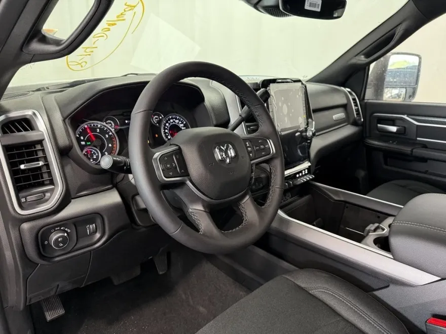 2025 Ram 2500 Big Horn photo 1