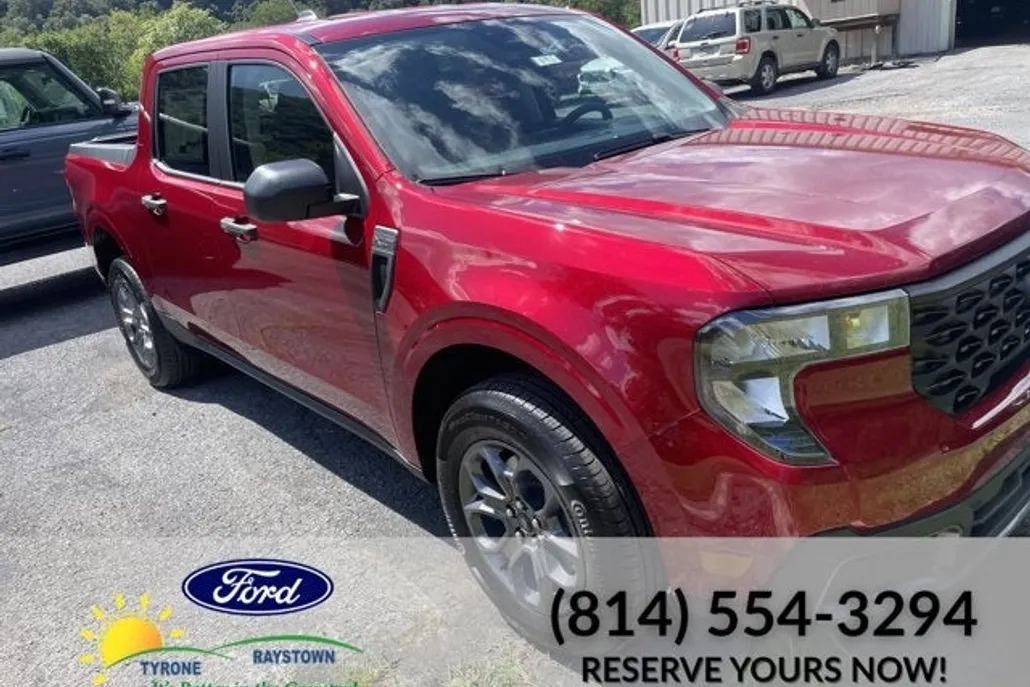 2025 Ford Maverick XLT photo 1