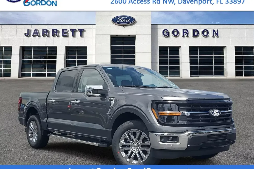 2025 Ford F-150 XLT photo 1