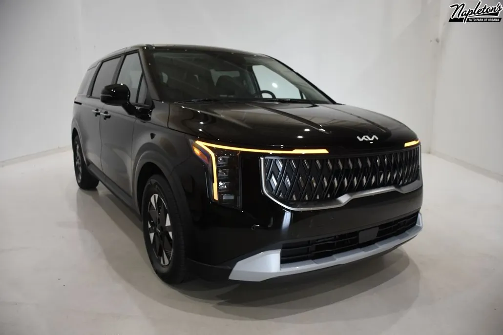 2026 Kia Carnival LXS photo 1