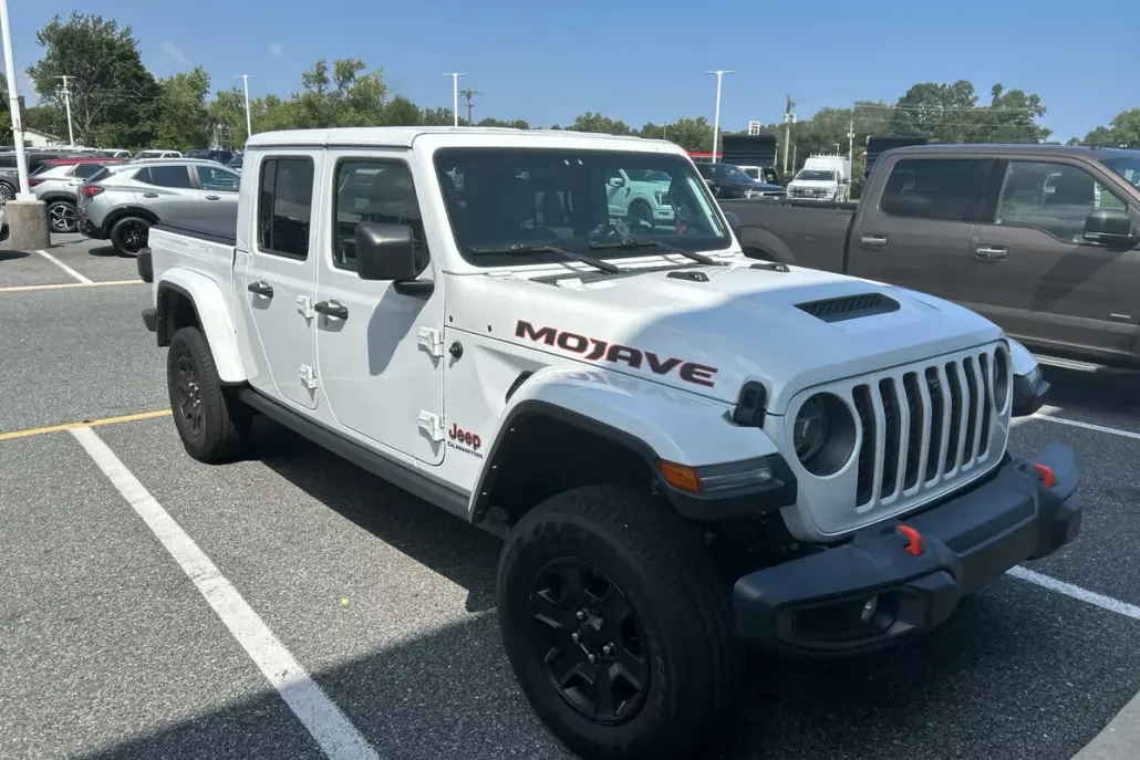 2022 Jeep Gladiator Mojave photo 1