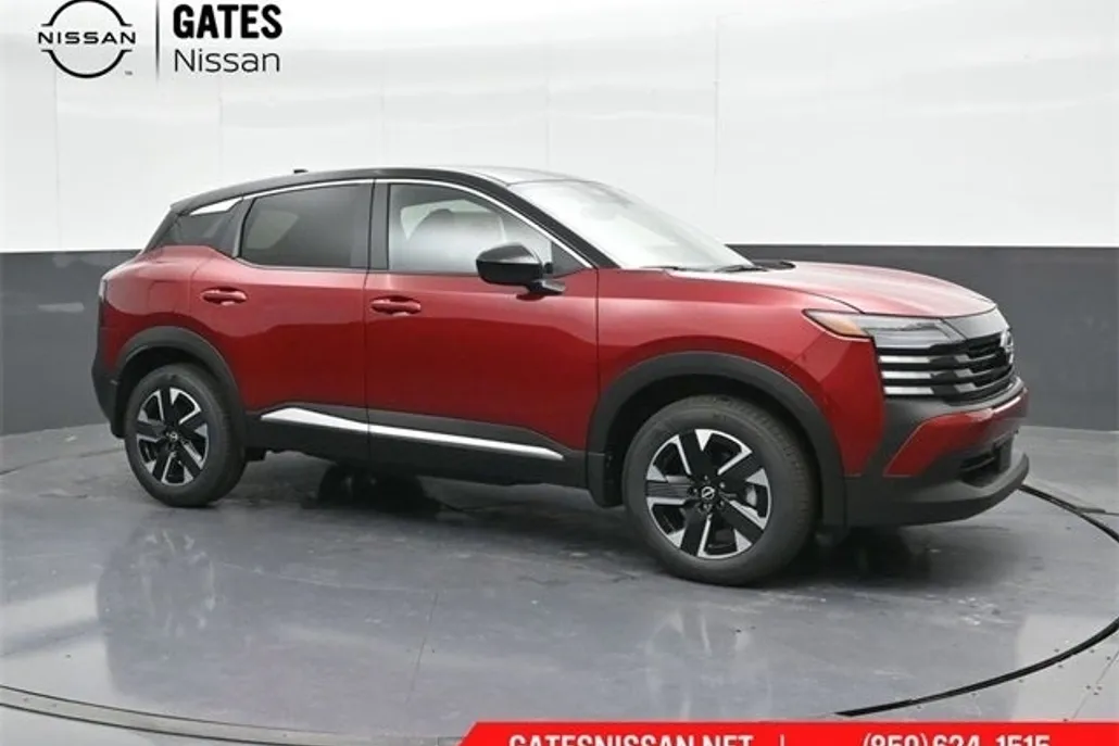 2025 Nissan Kicks SV photo 1