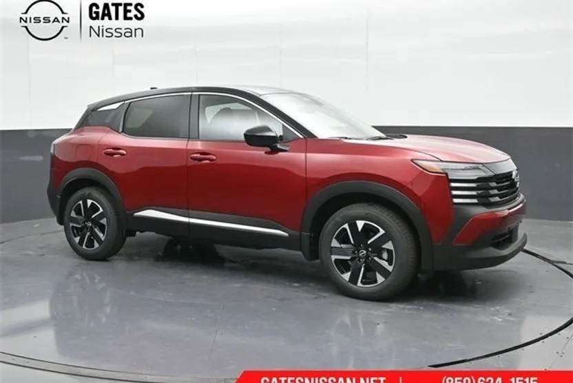 2025 Nissan Kicks SV photo 1