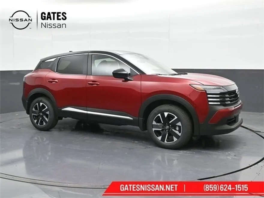 2025 Nissan Kicks SV photo 1