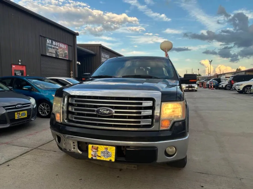 2014 Ford F-150 Lariat photo 1