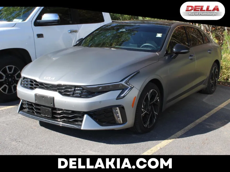 2025 Kia K5 GT-Line photo 1