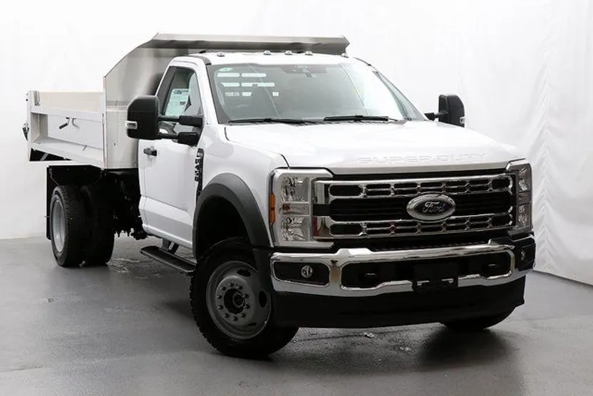 2025 Ford F-450 XL photo 1
